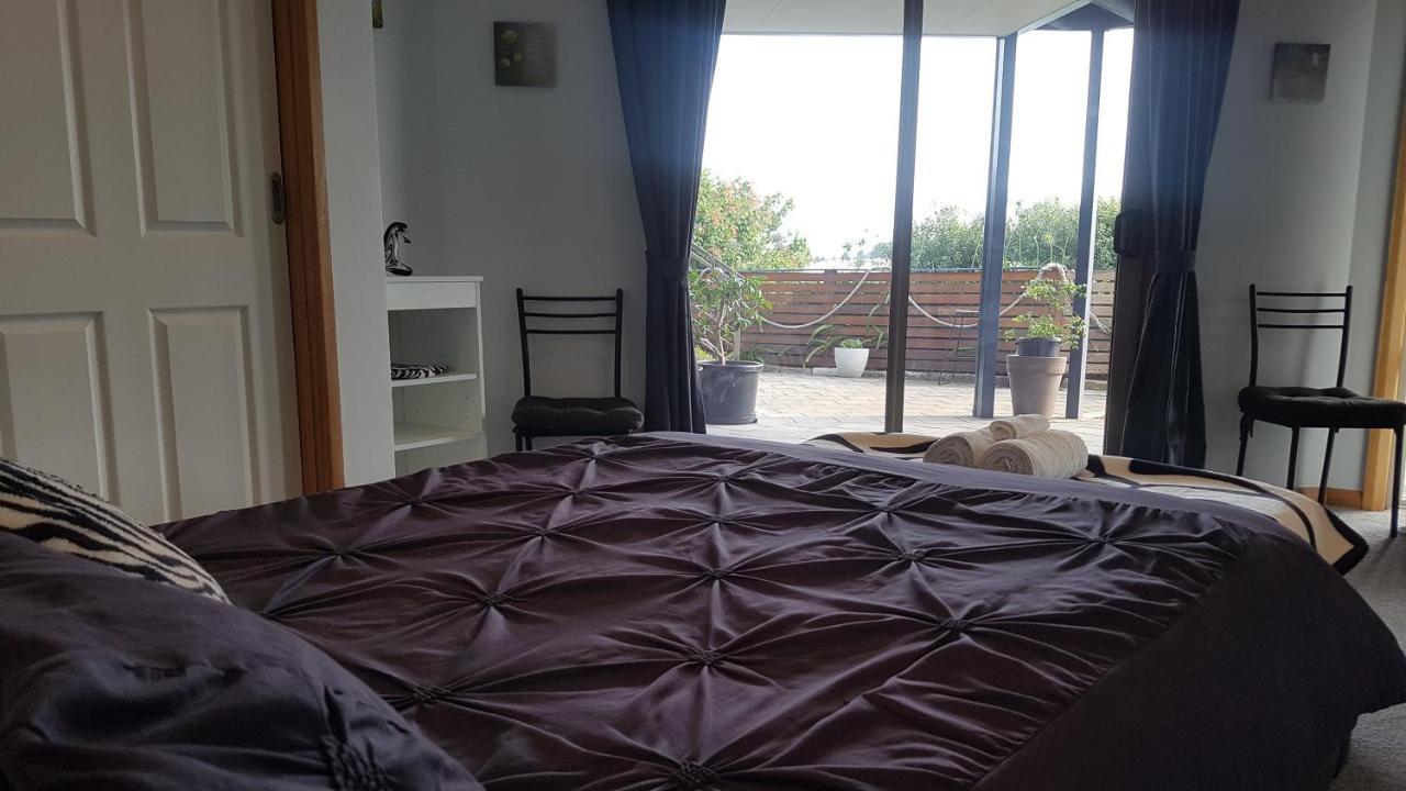 Bed and Breakfast Lewi Waters Lewisham Екстер'єр фото